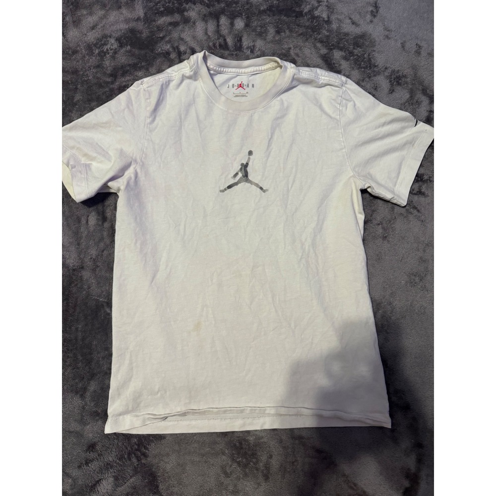 Jordan Anti-Gravity Machines Graphic T-Shirt White Mens Small AJ1 Back Print
